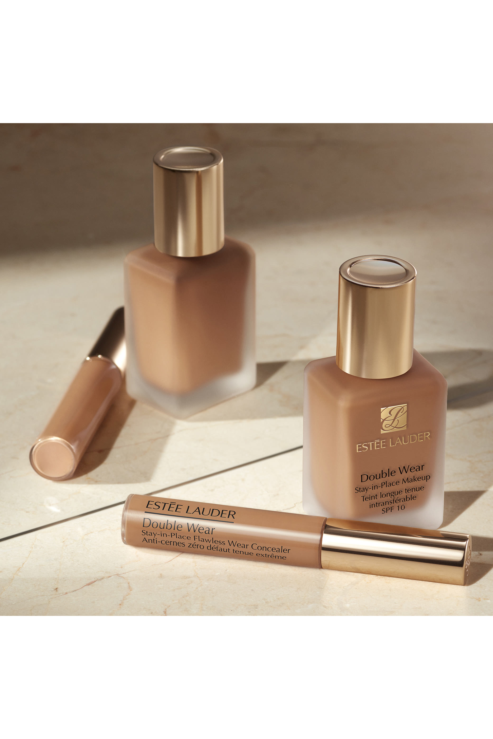Double Wear Stay-in-Place Foundation