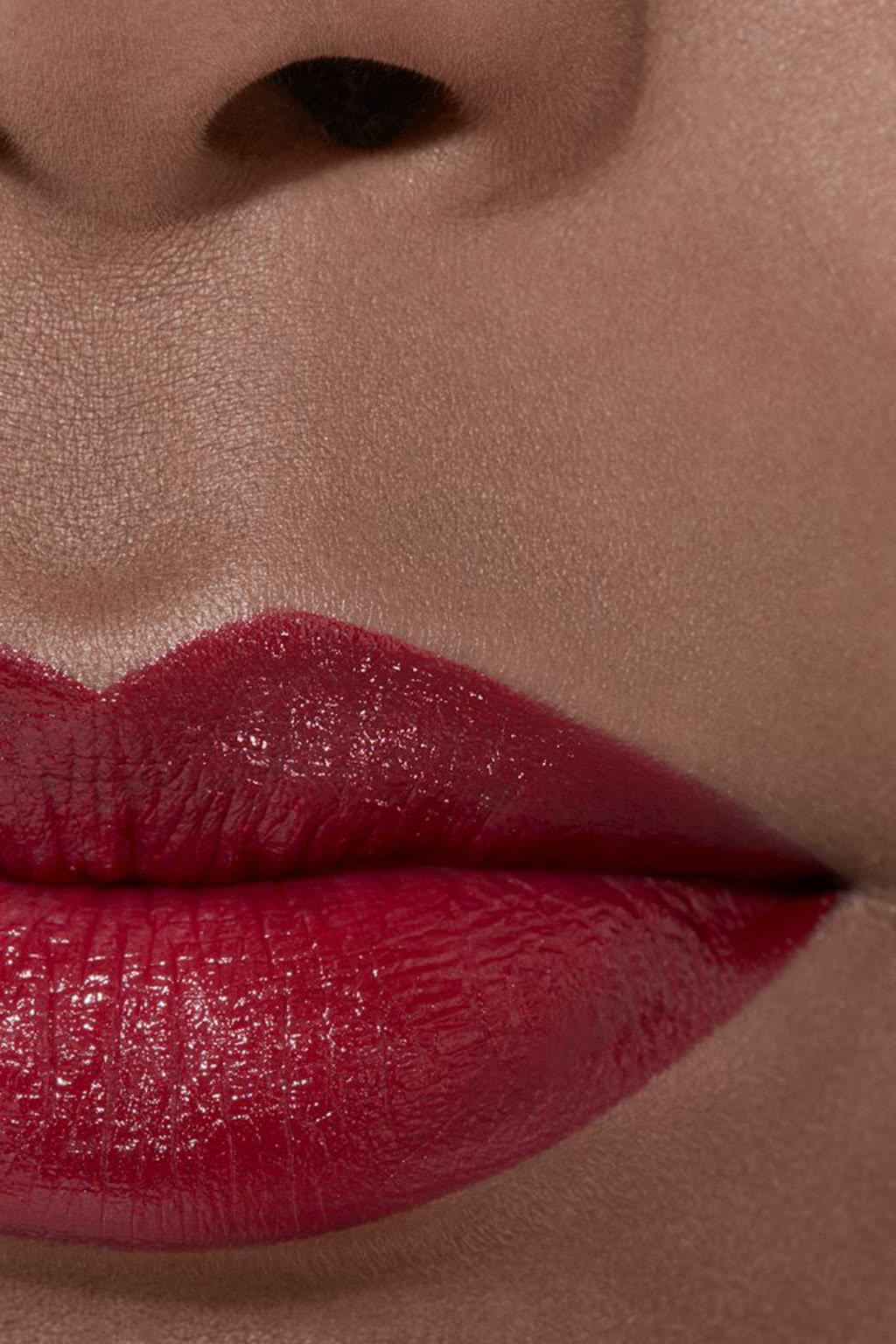 مرطِّب و ملون للشفاه ROUGE ALLURE