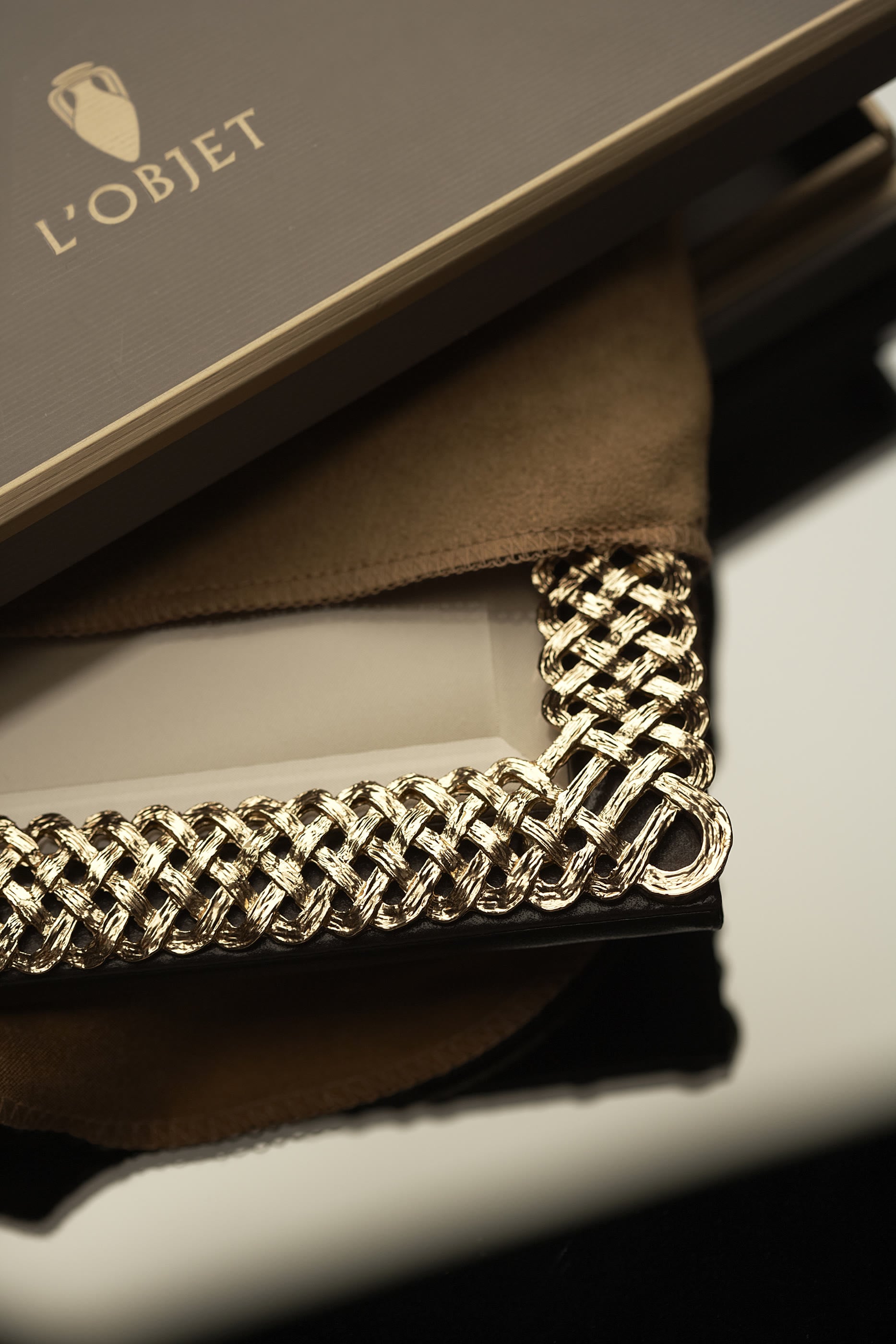 Braid Large Frame