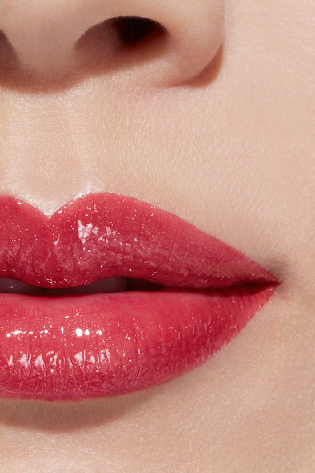 ROUGE COCO FLASH Colour, Shine, Intensity In A Flash