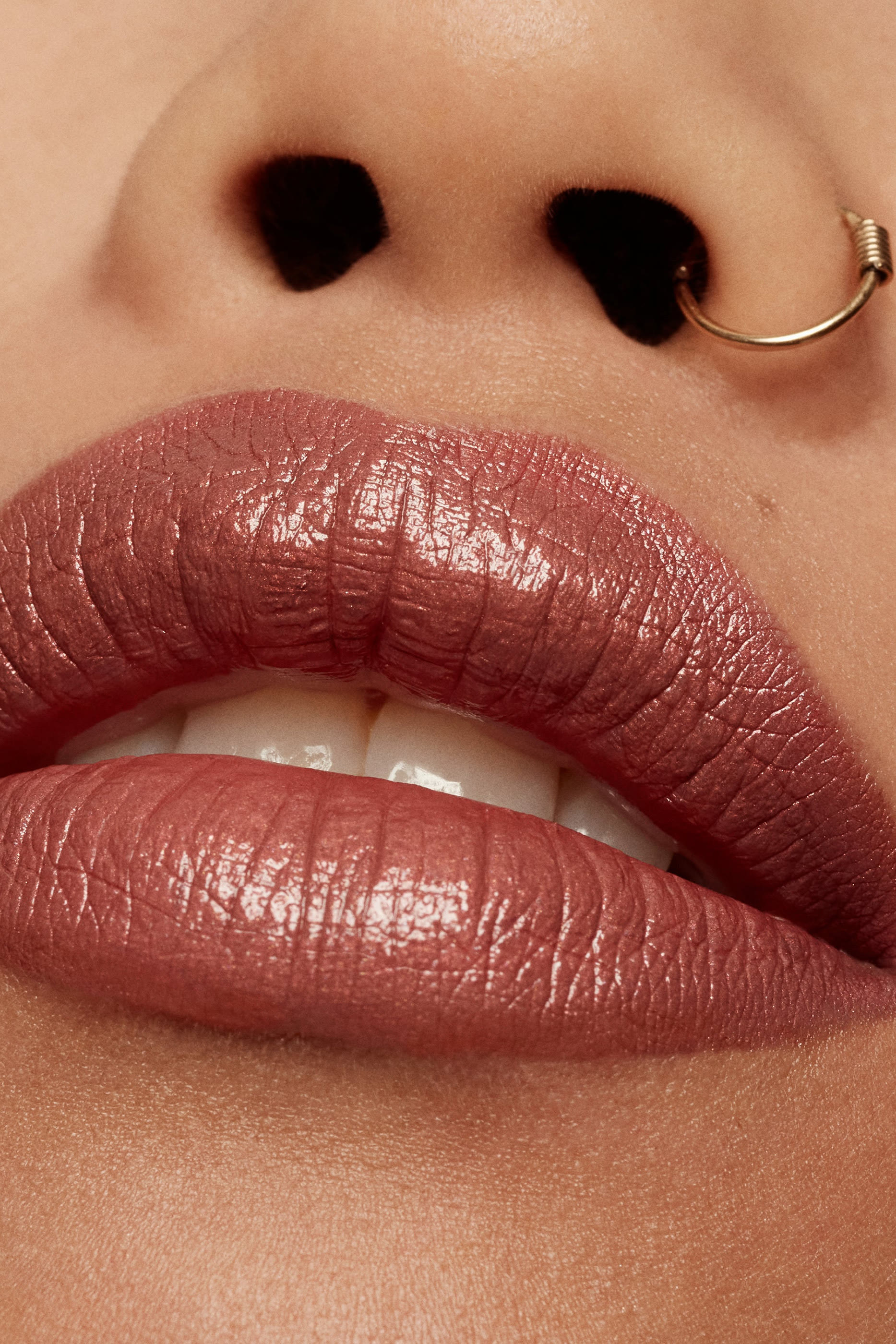 Shimmering Lipstick
