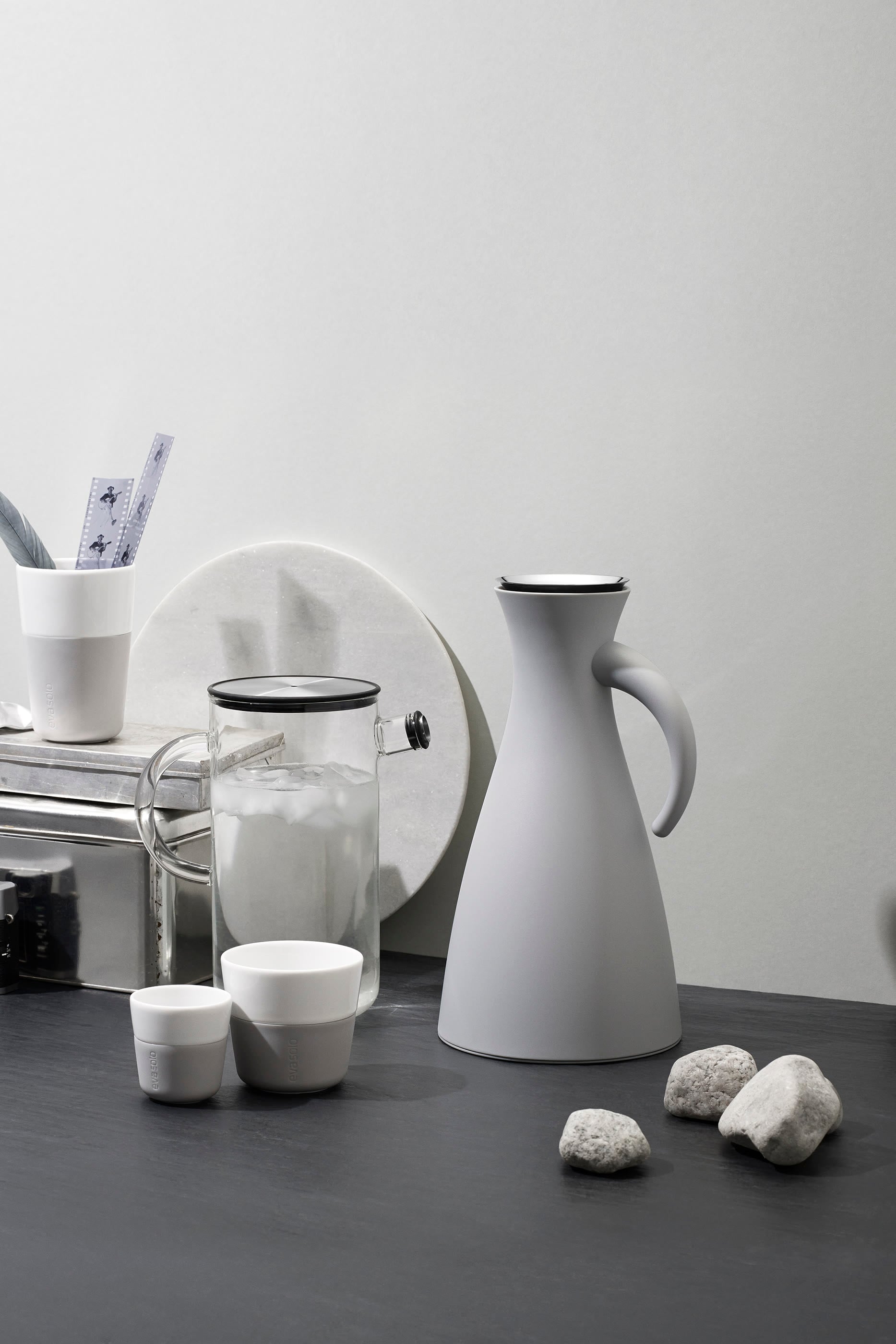 Vacuum Jug