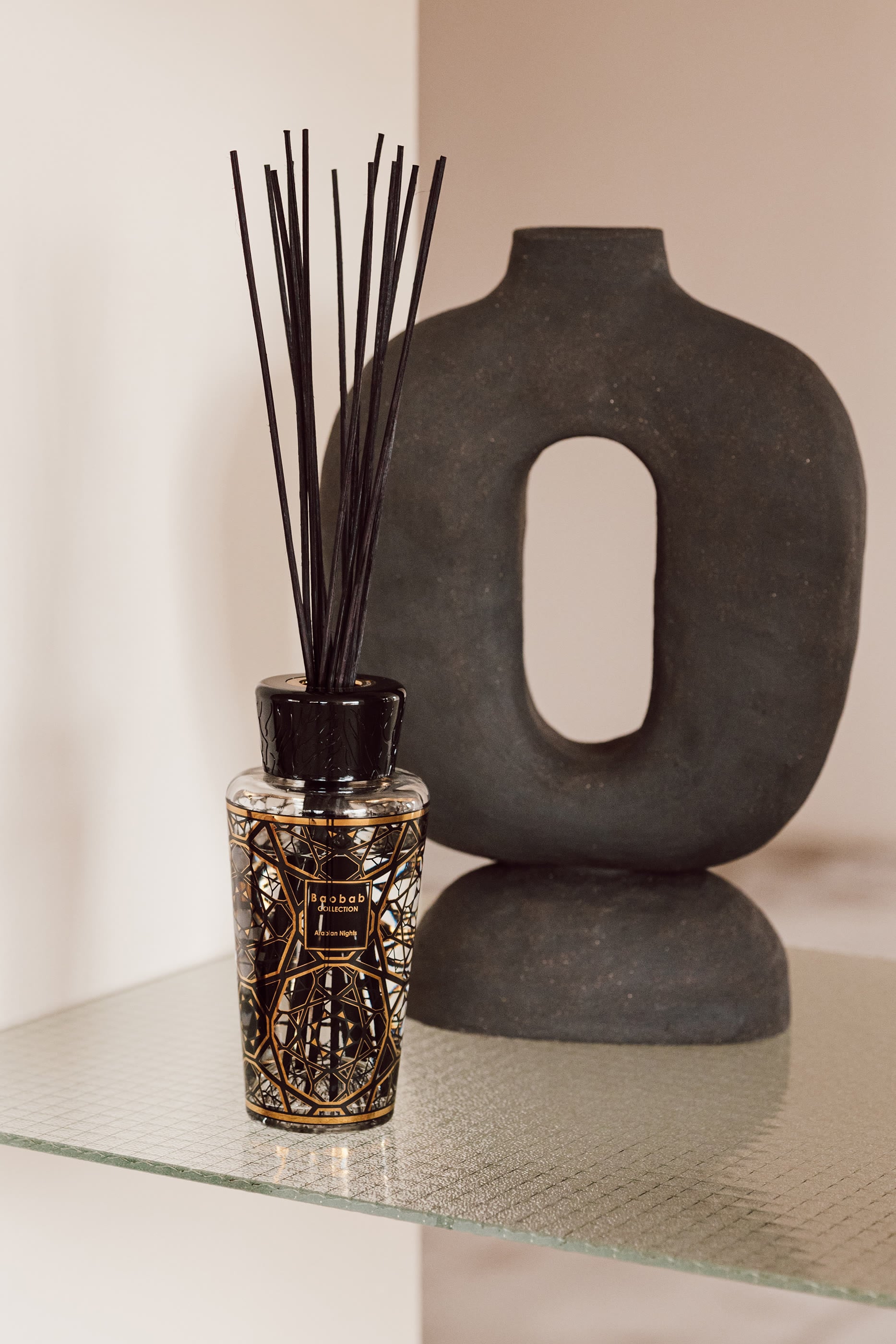 موزع عطر أرابيان نايتس