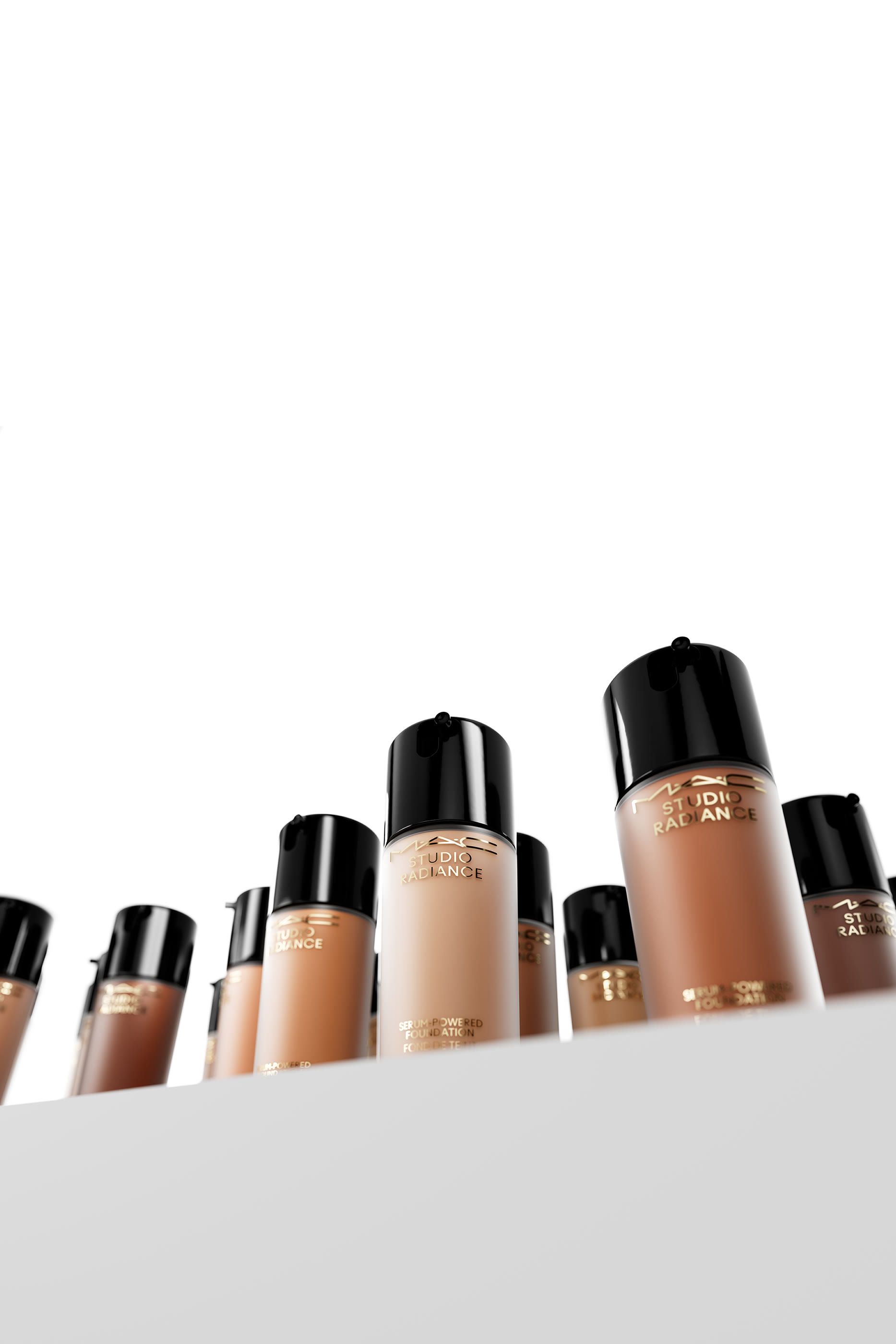Studio Radiance Serum-Powered Foundation, 30ml