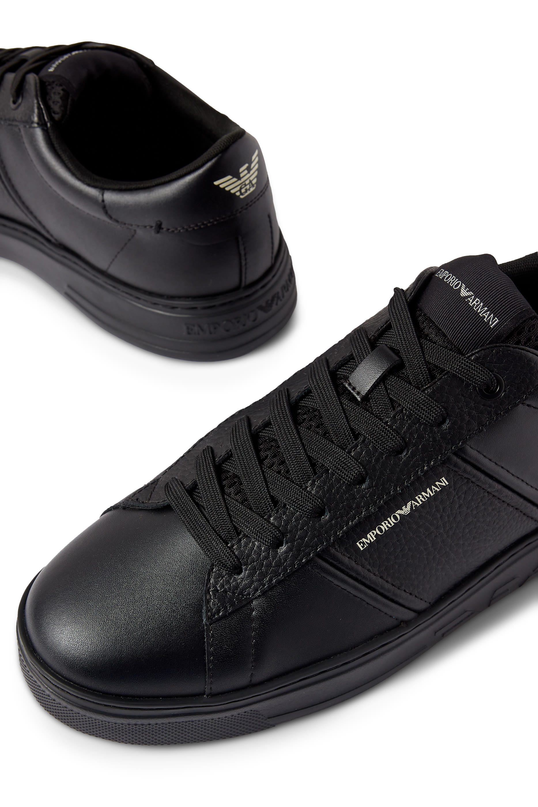 Logo Sneakers