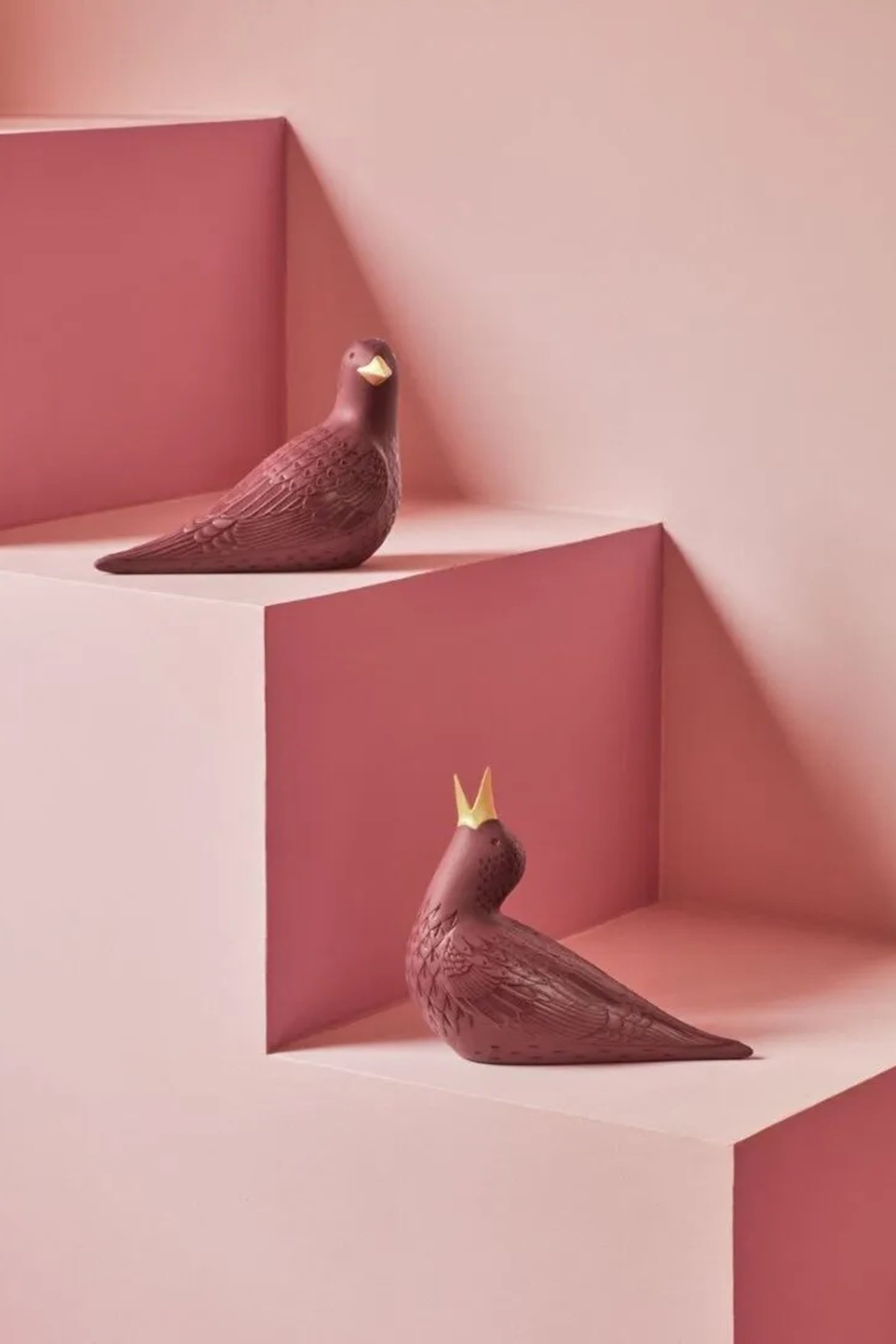 Starling II Figurine