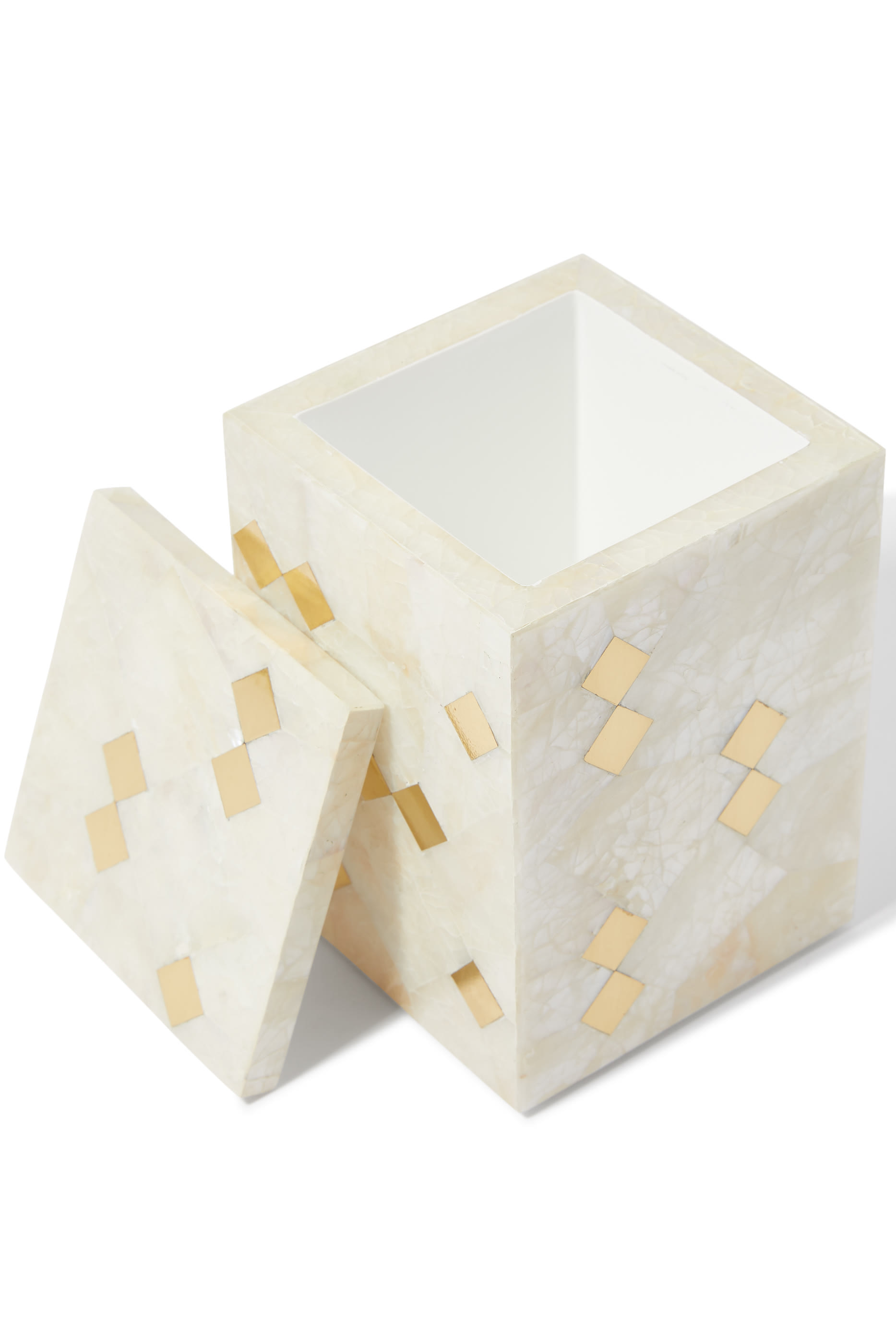 Shell Square Box