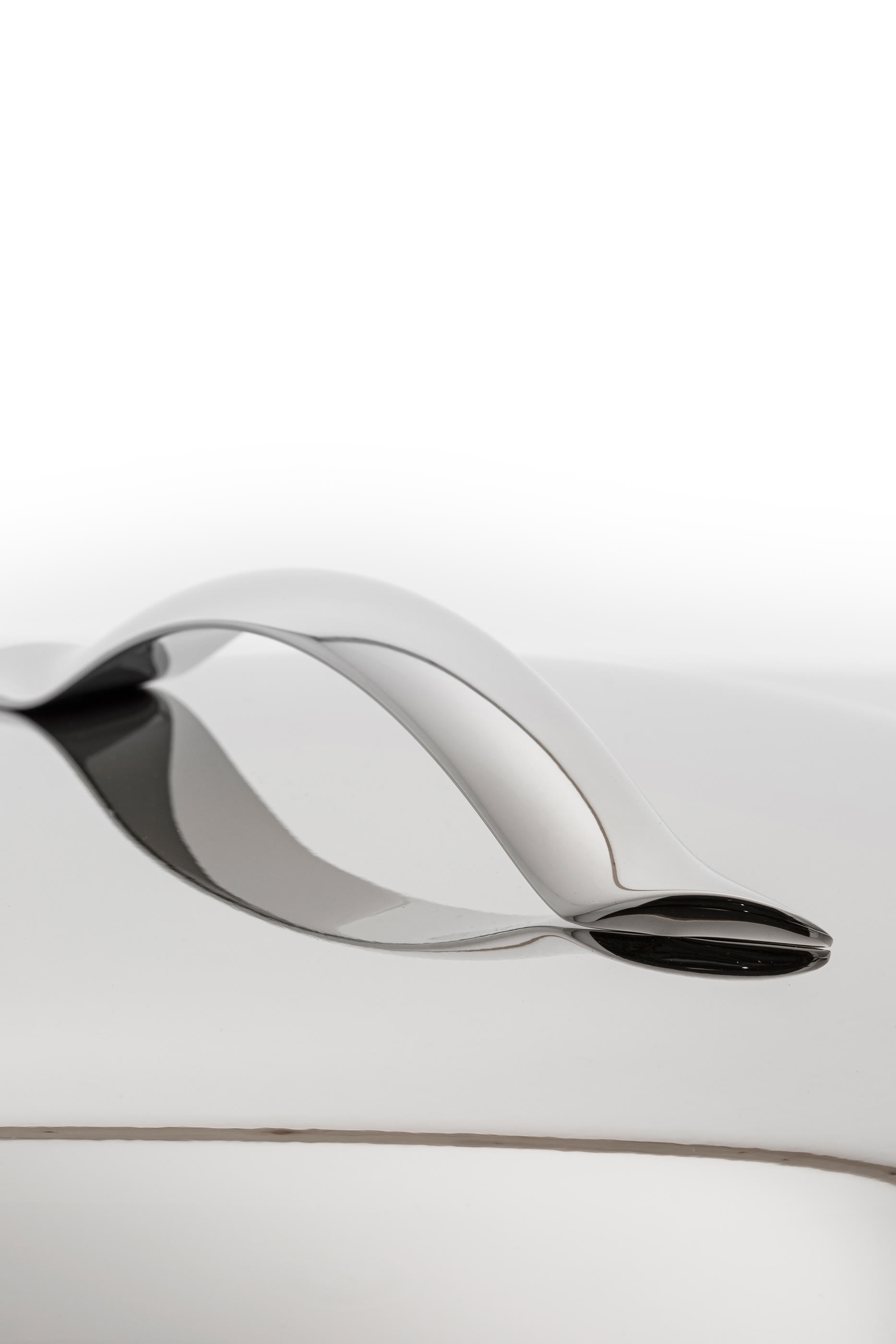 Oval Serving Dish with Cover