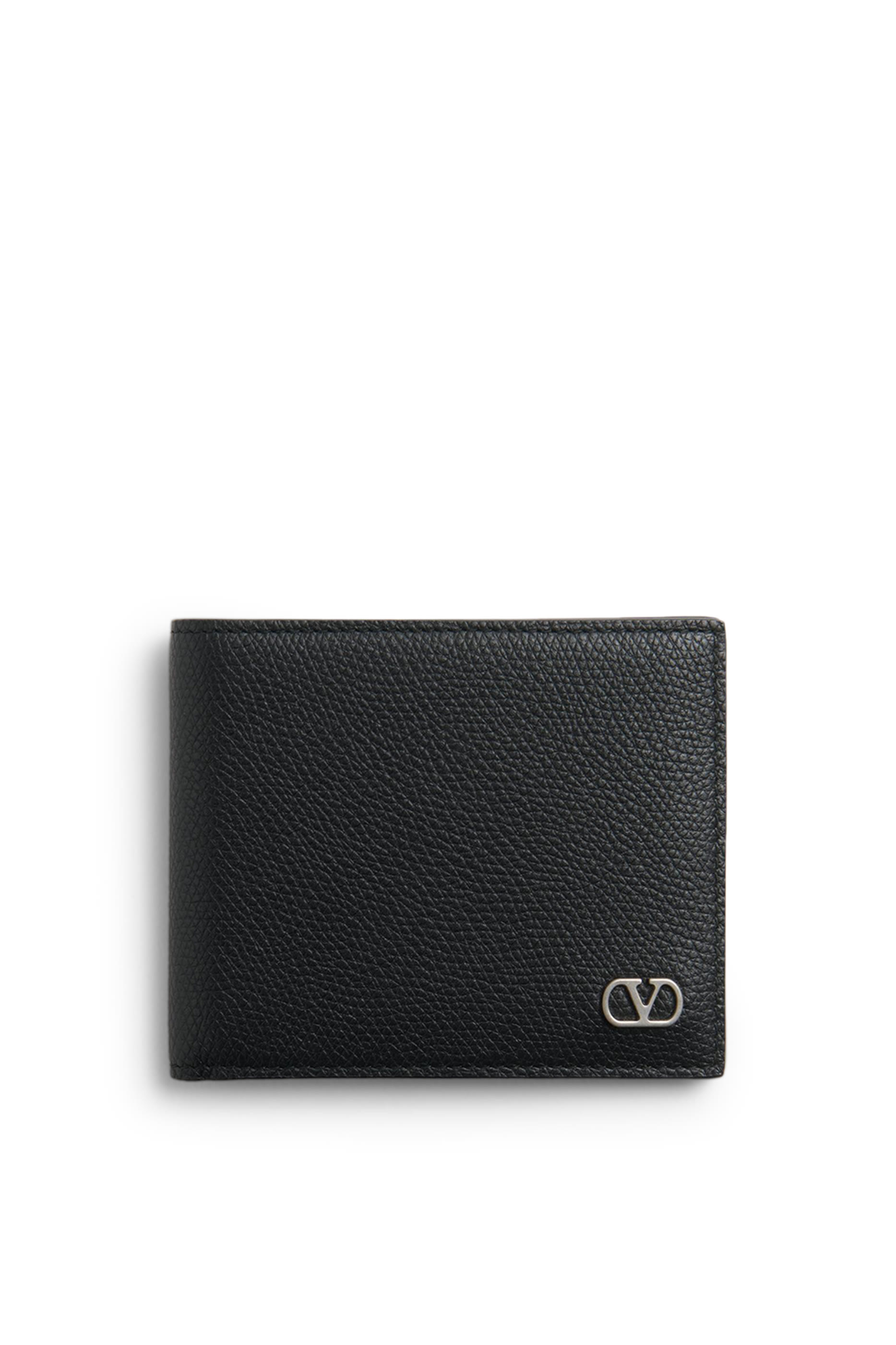 VLogo Signature Grainy Calfskin Wallet