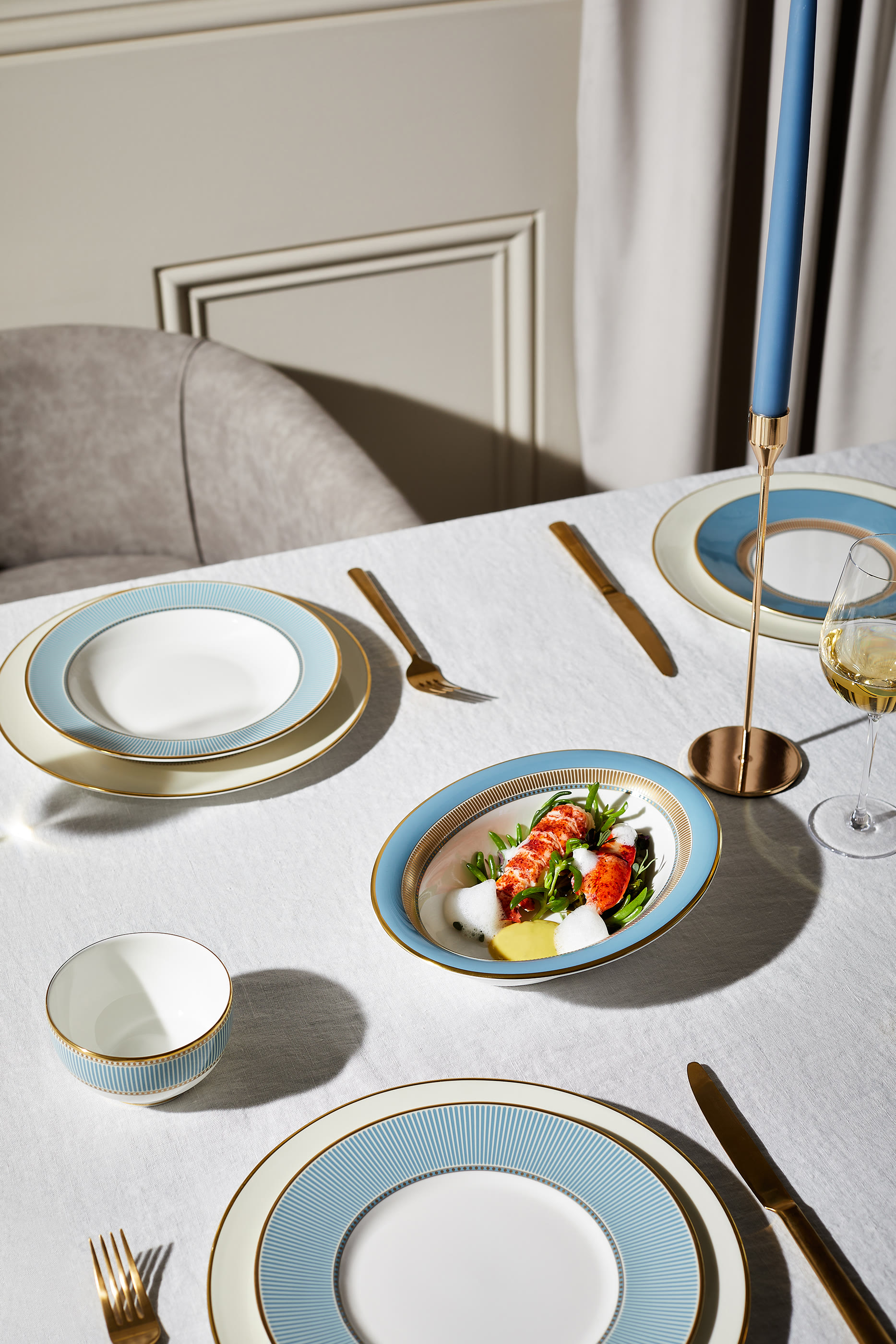 Helia Rimmed Soup Bowl