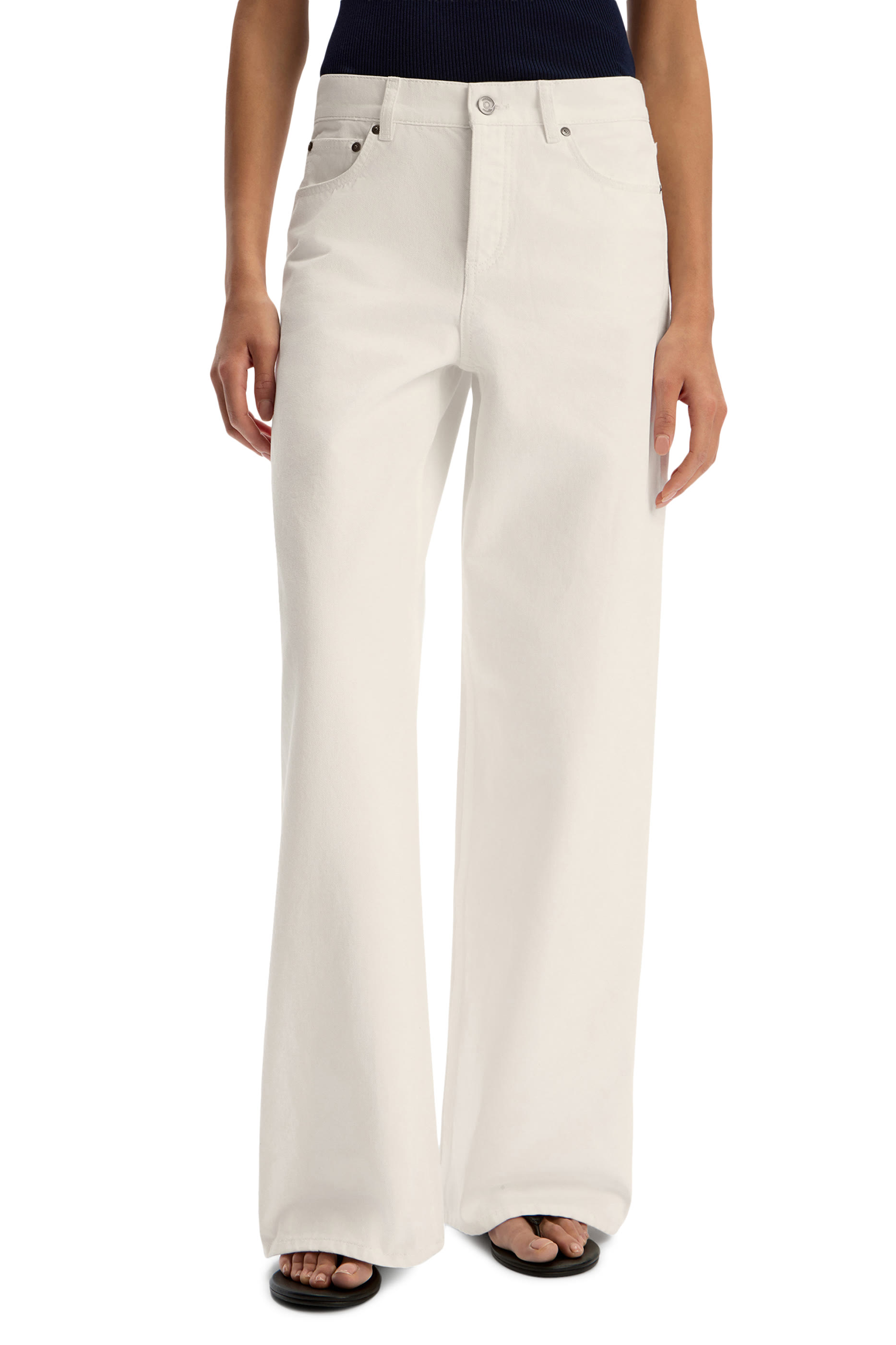 431 Wide-Leg Jeans