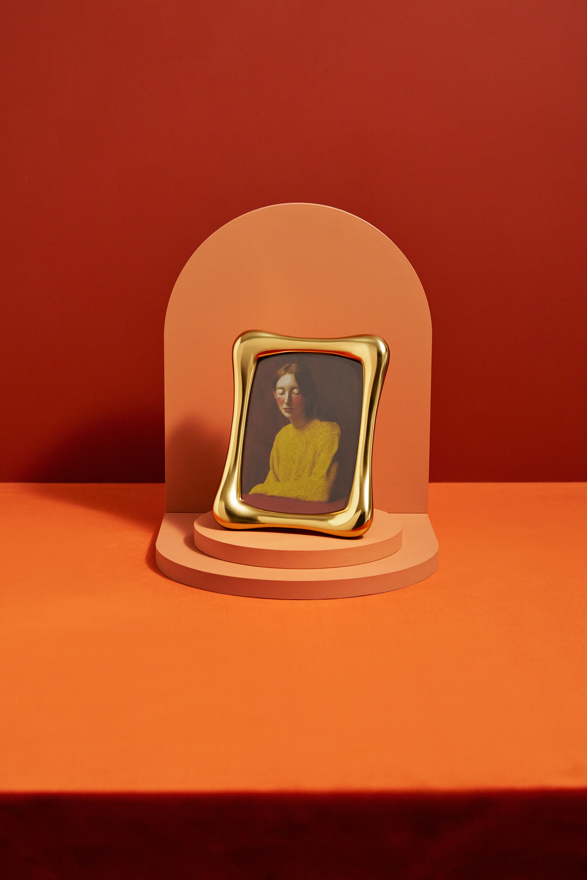 Small Anton Frame