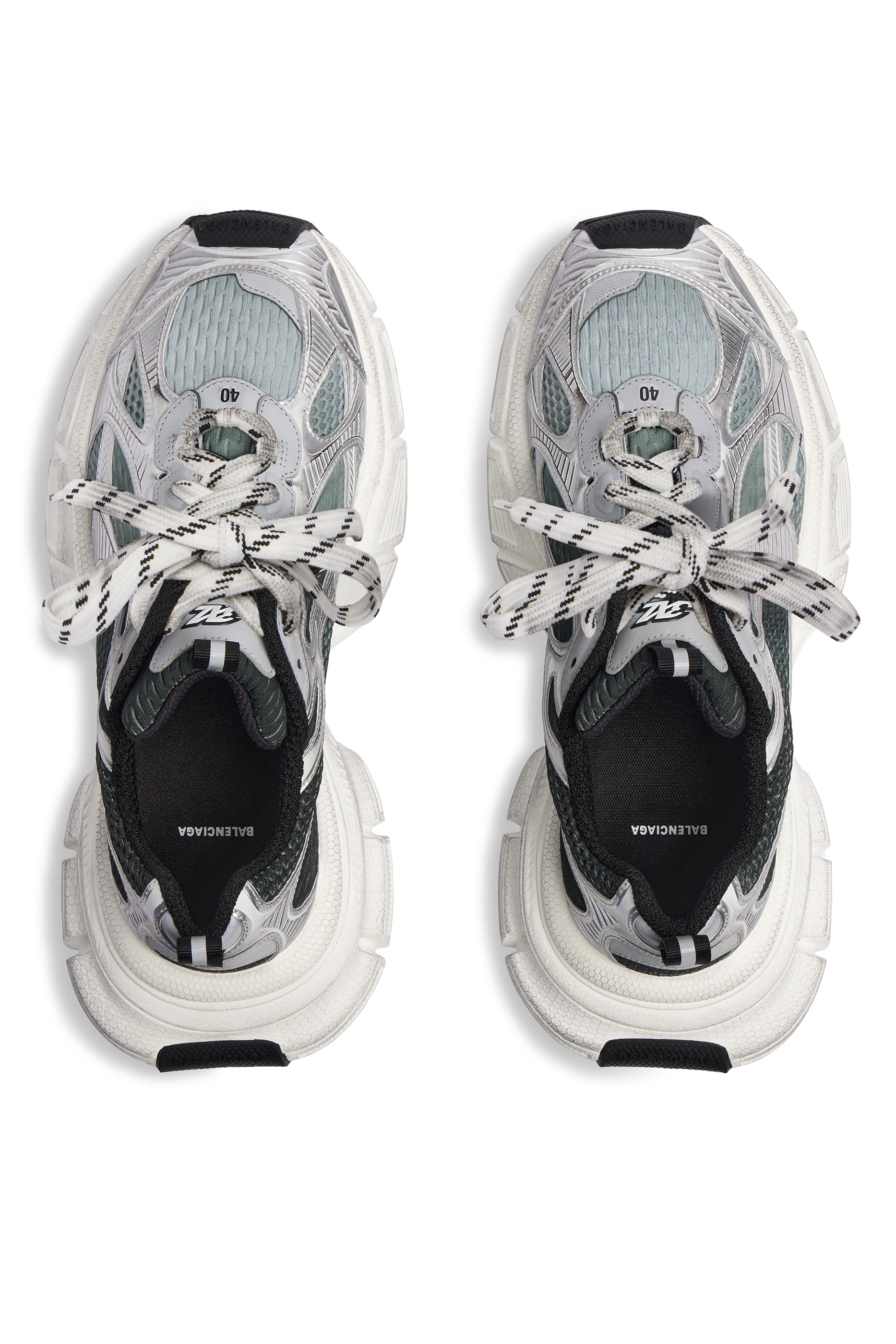 3xl Gradient Sneakers
