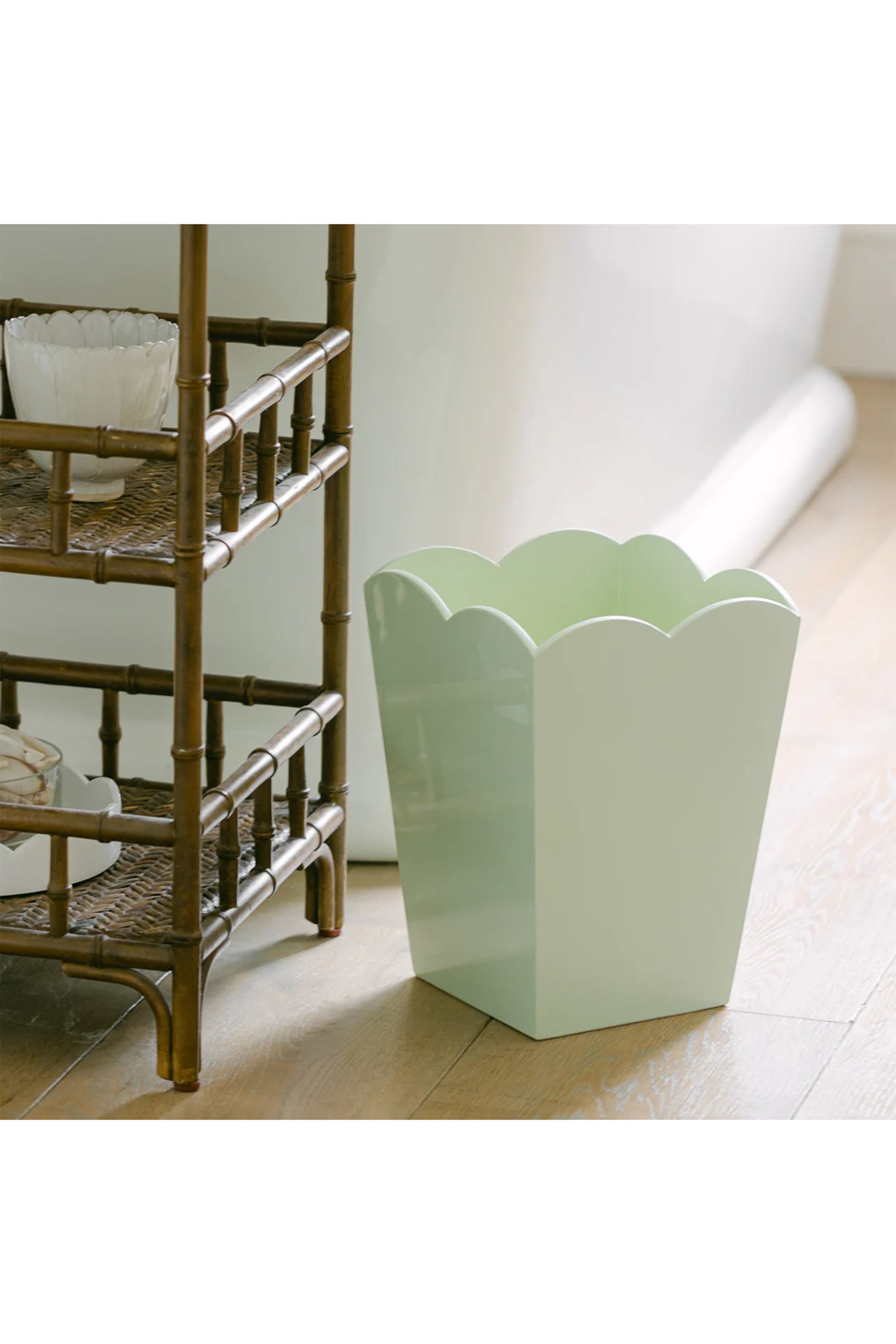 Scallop Waste Bin