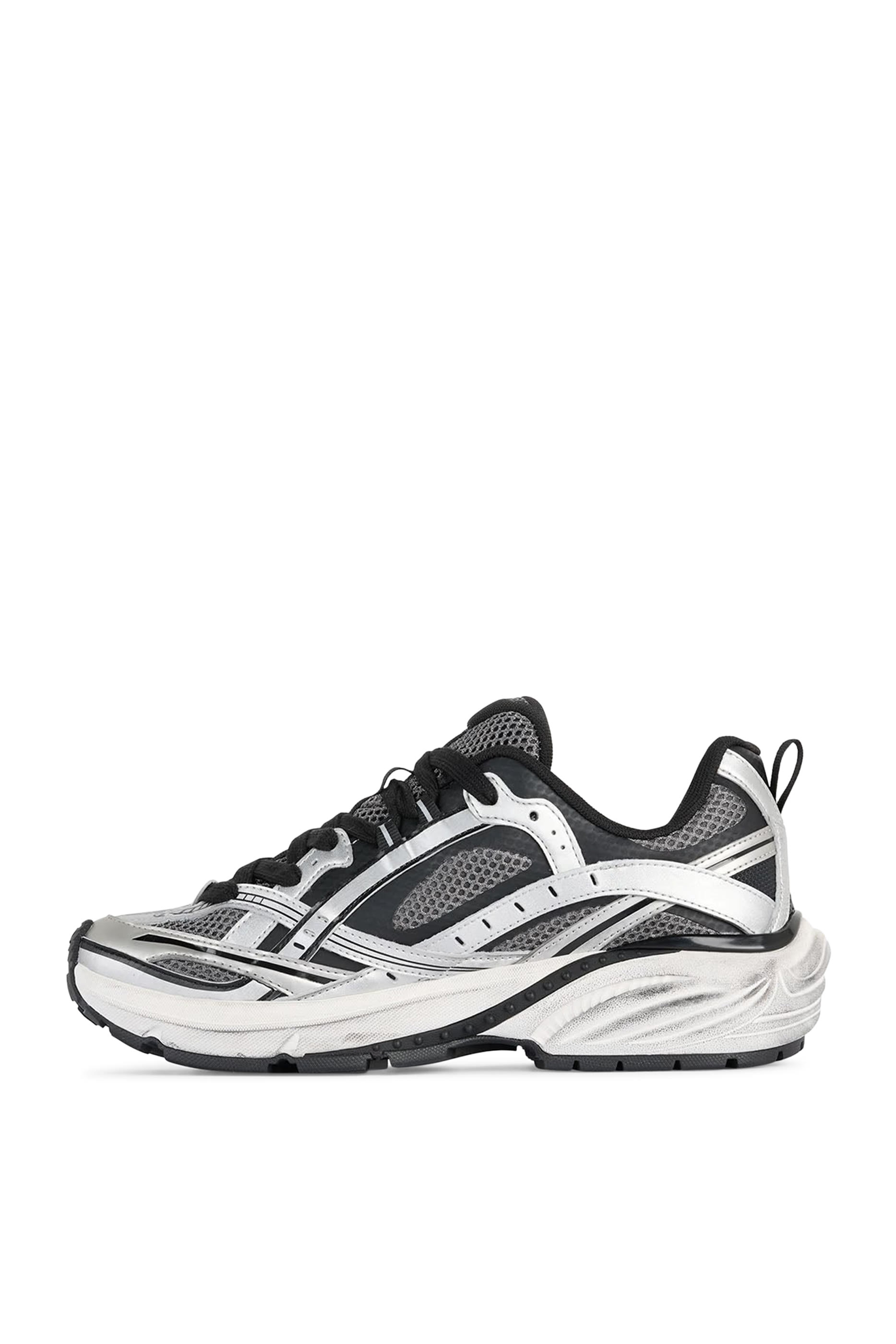 Storm Runners