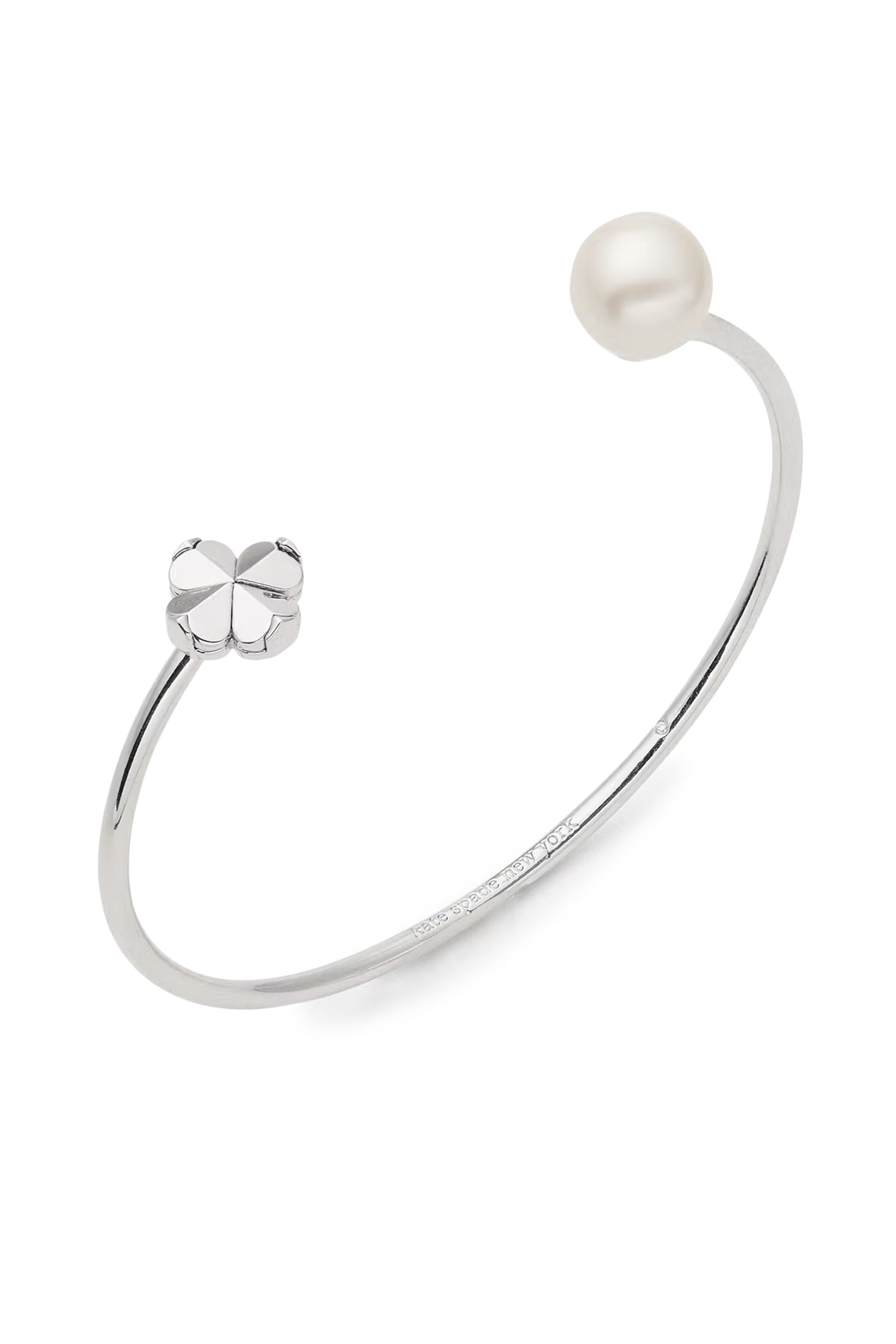 Spade Flower Pearl Cuff