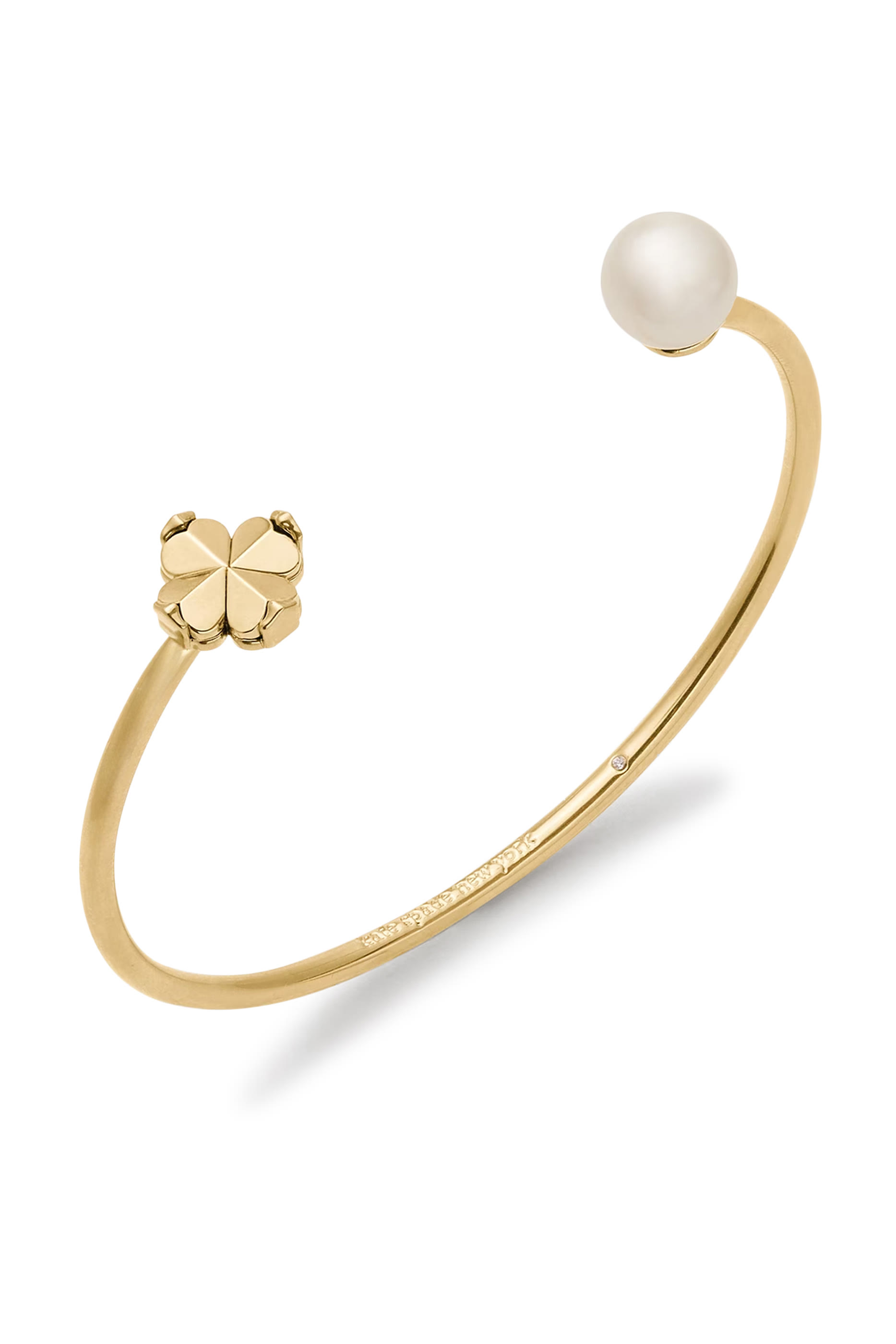 Spade Flower Pearl Cuff