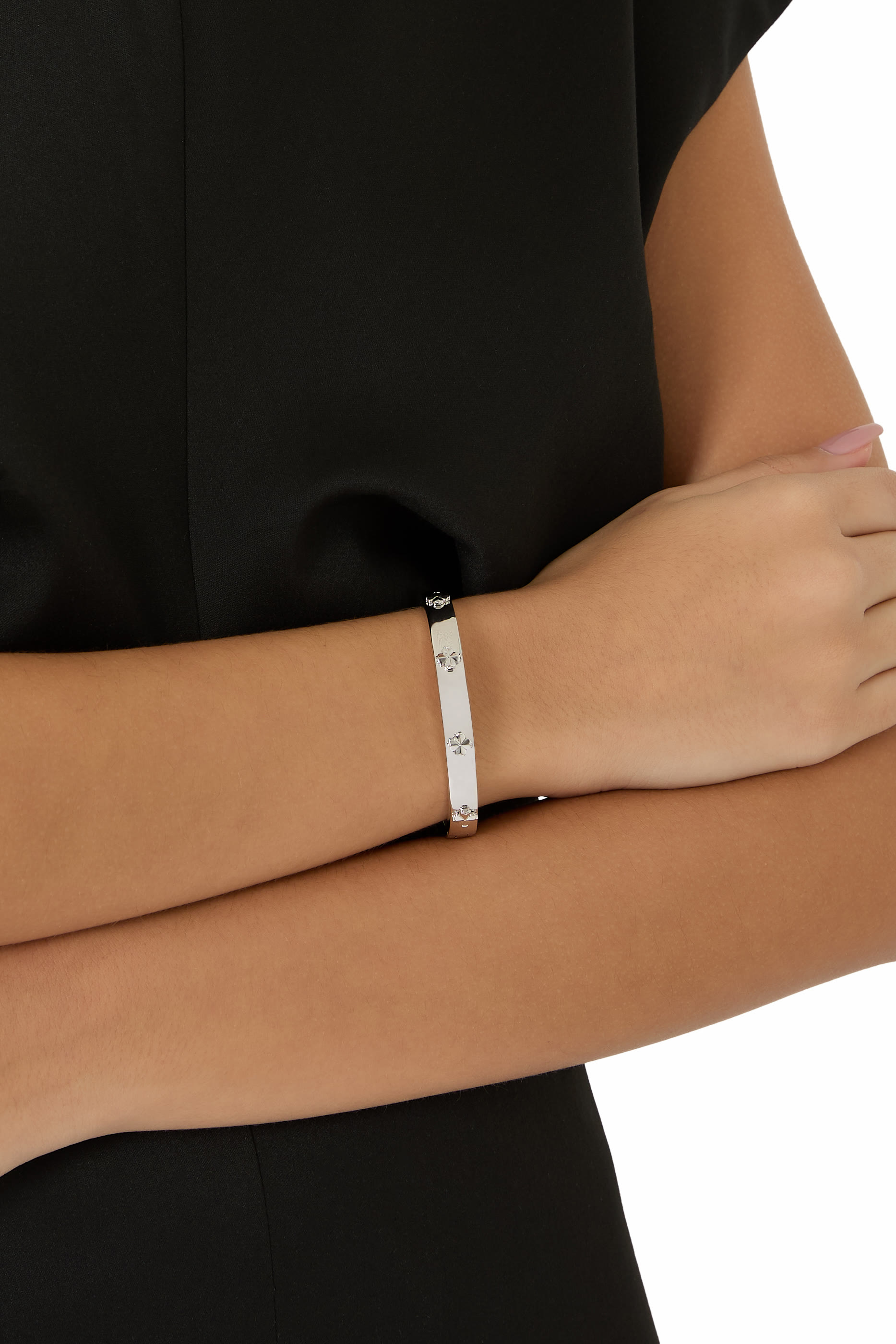 Spade Flower Hinged Bangle