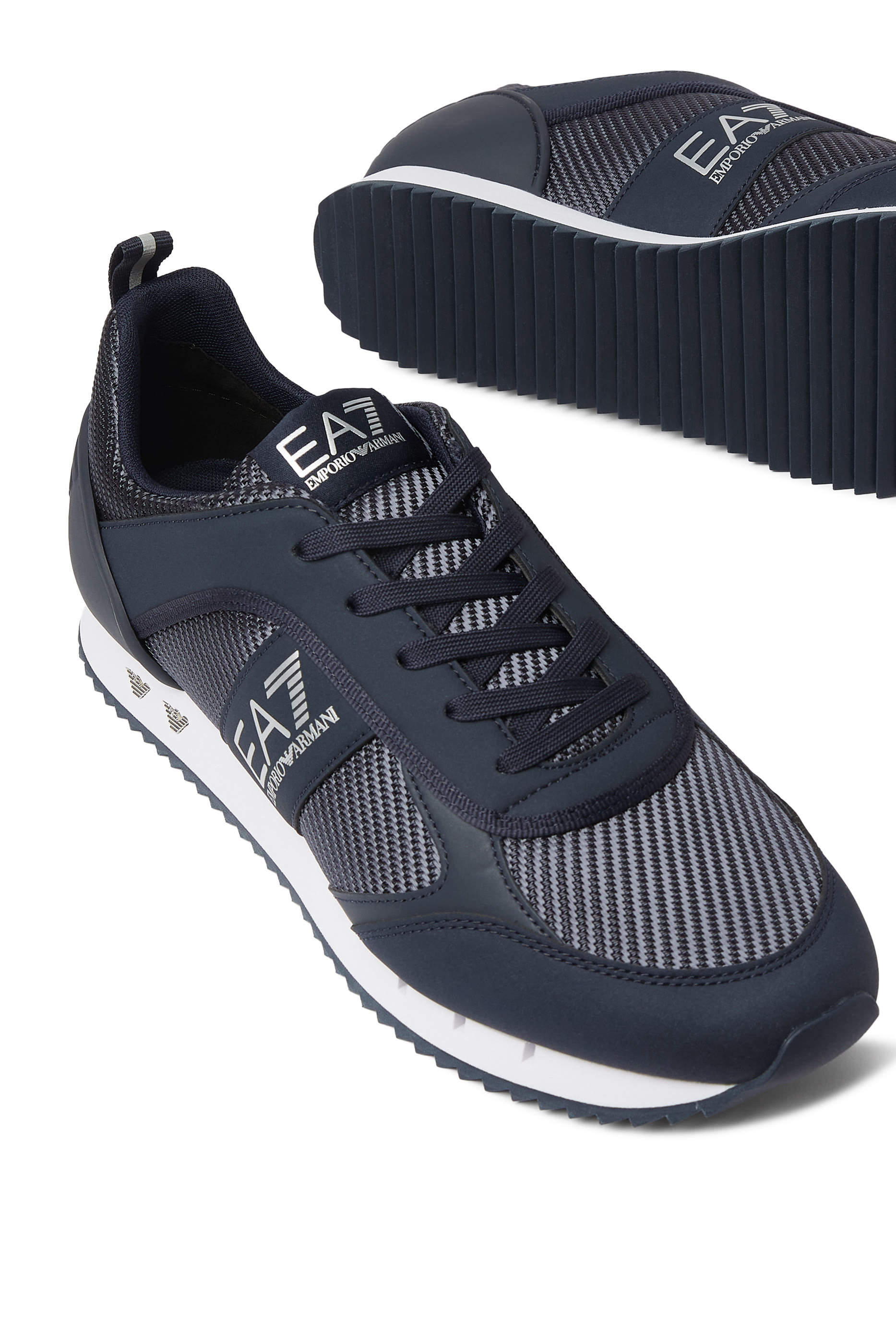 Logo Sneakers