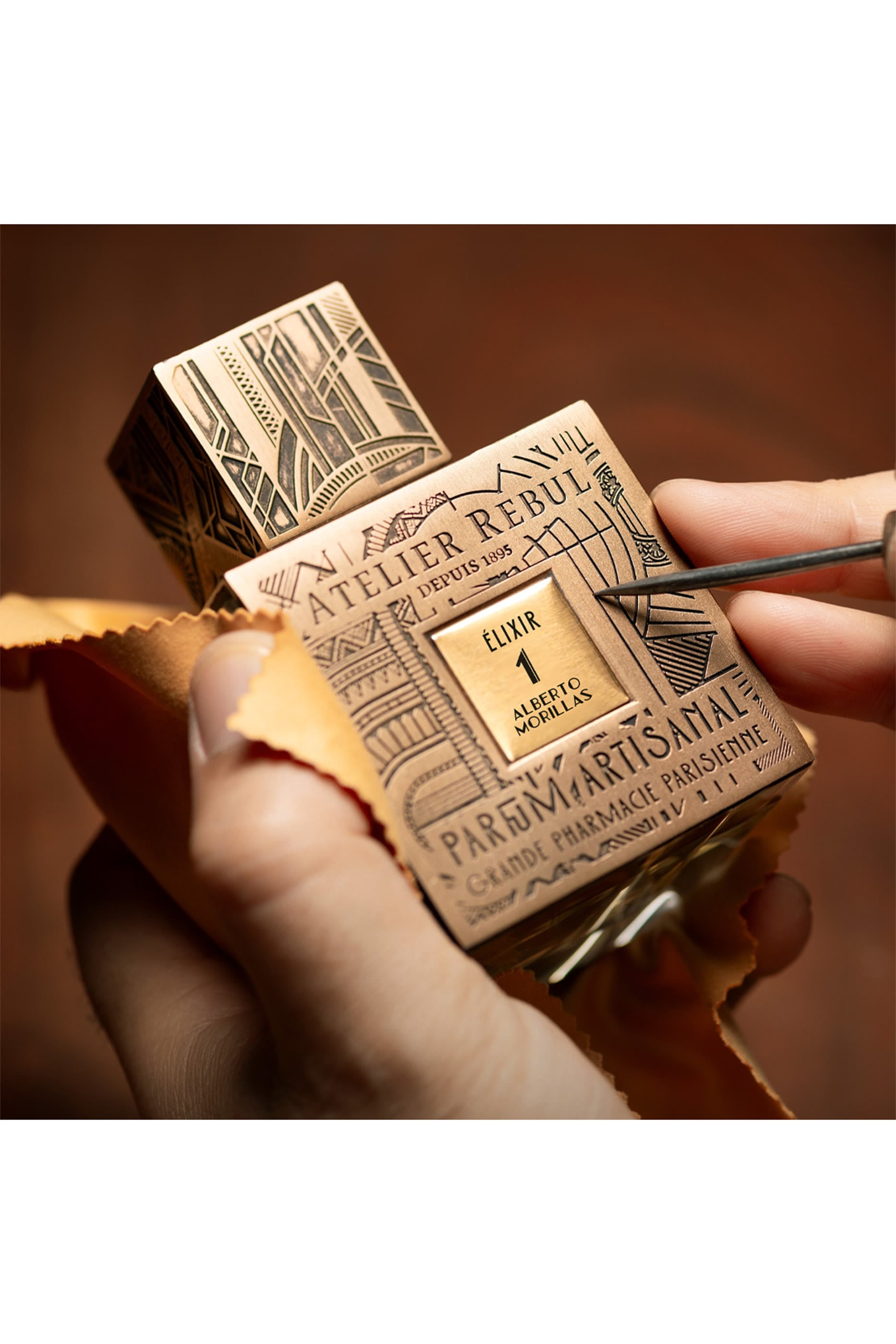 Parfum Artisanal Elixir 1