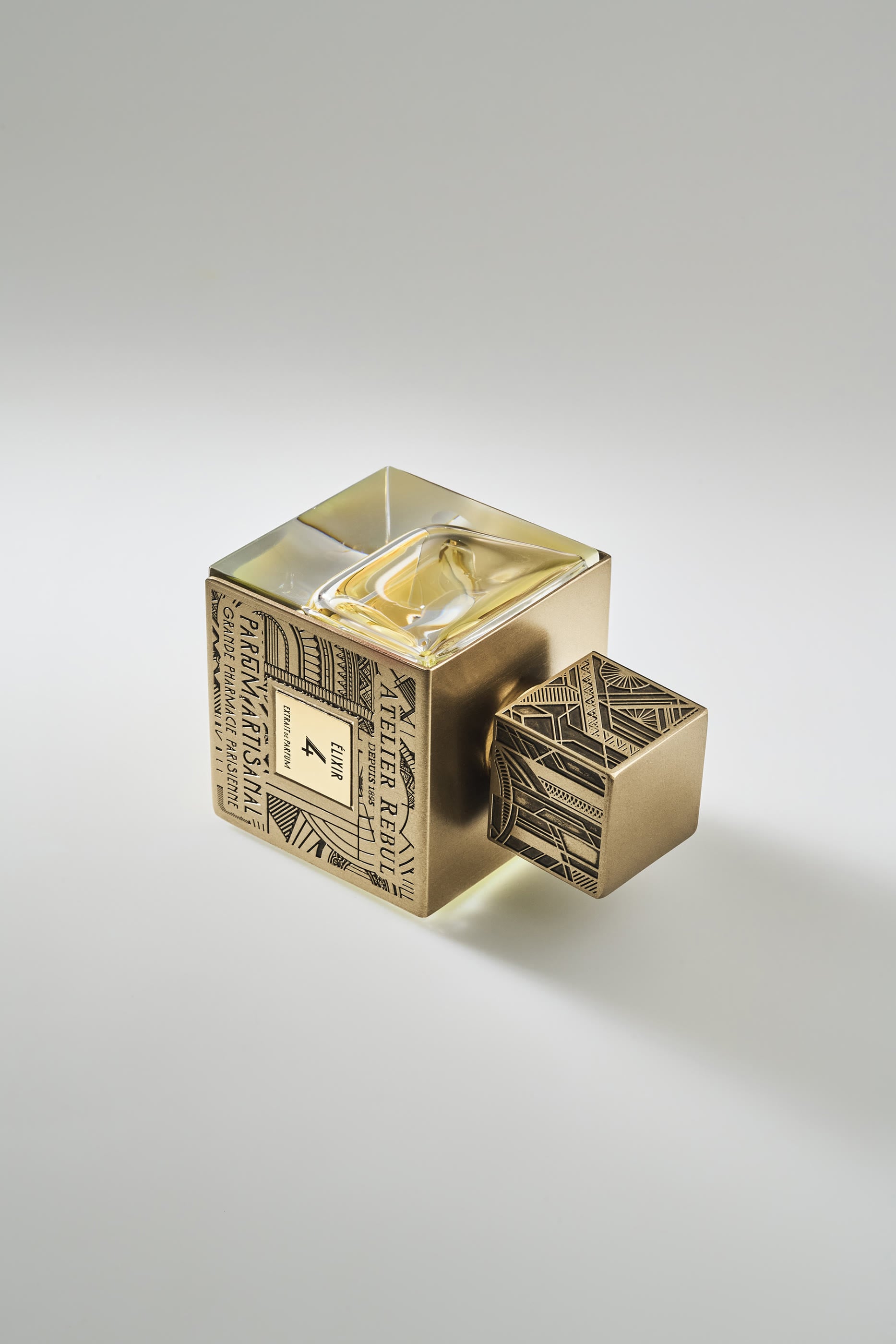 Parfum Artisanal Elixir 4