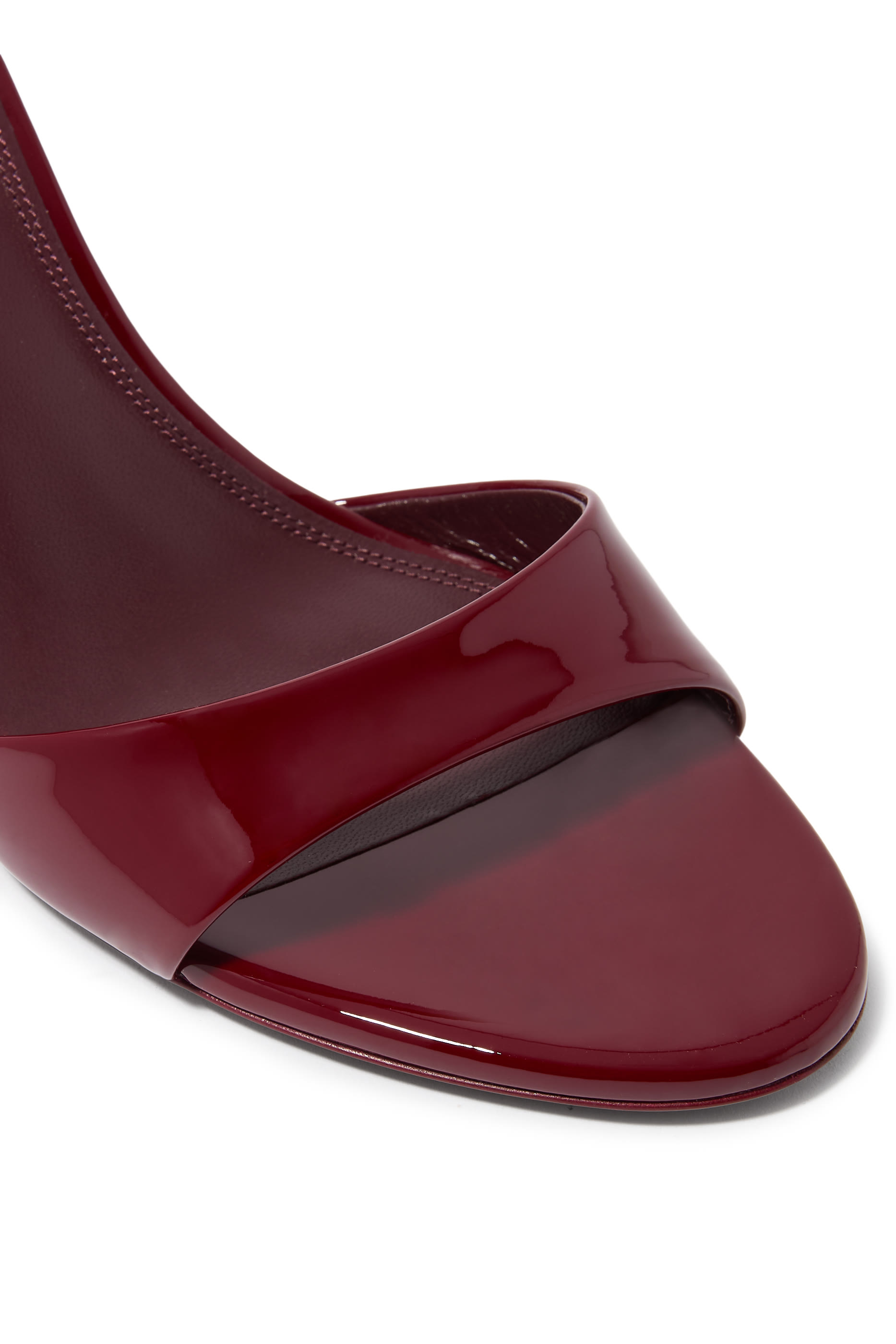 Lidia 70 Mules
