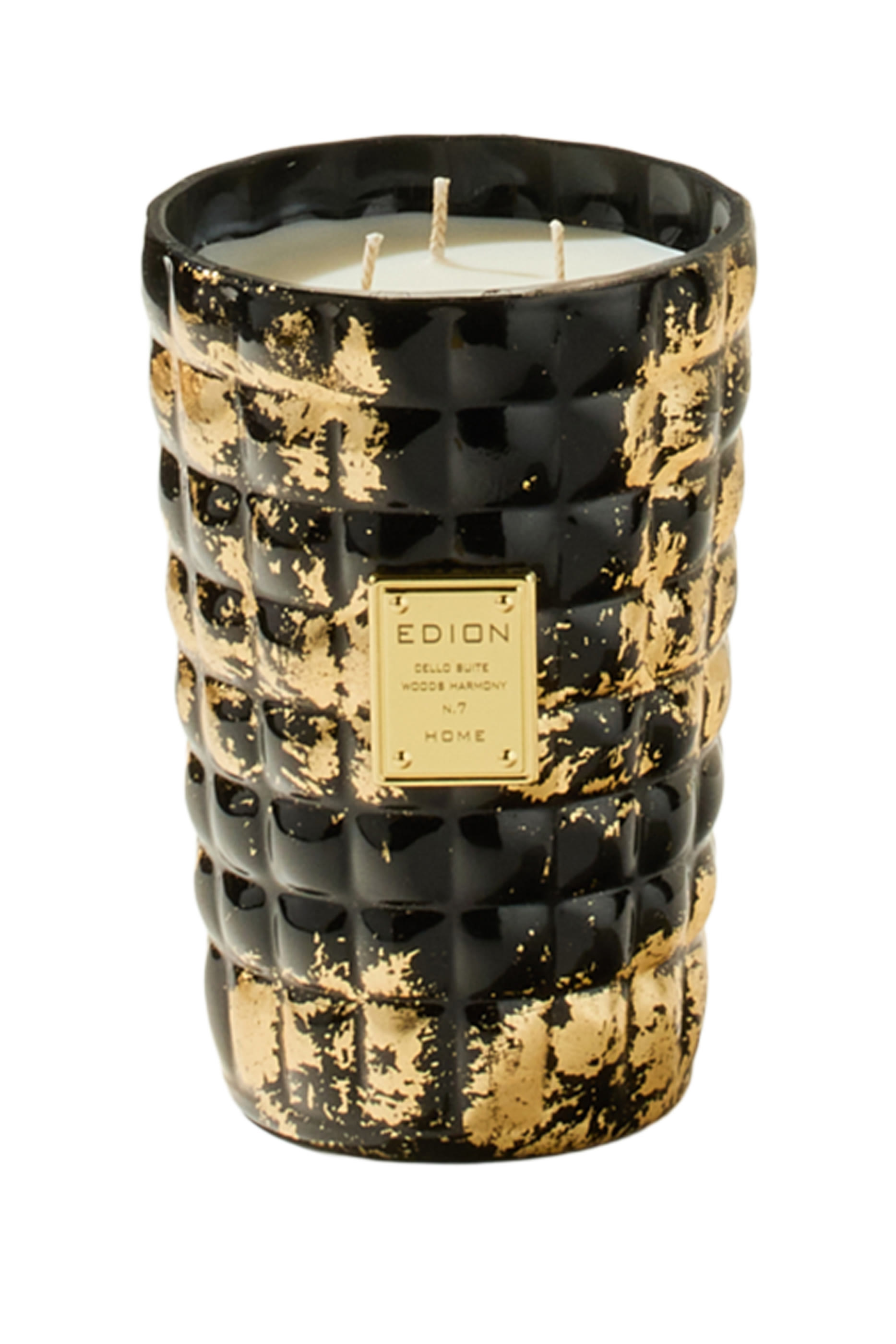 n.7 Woods Harmony Luxury Scented Candle