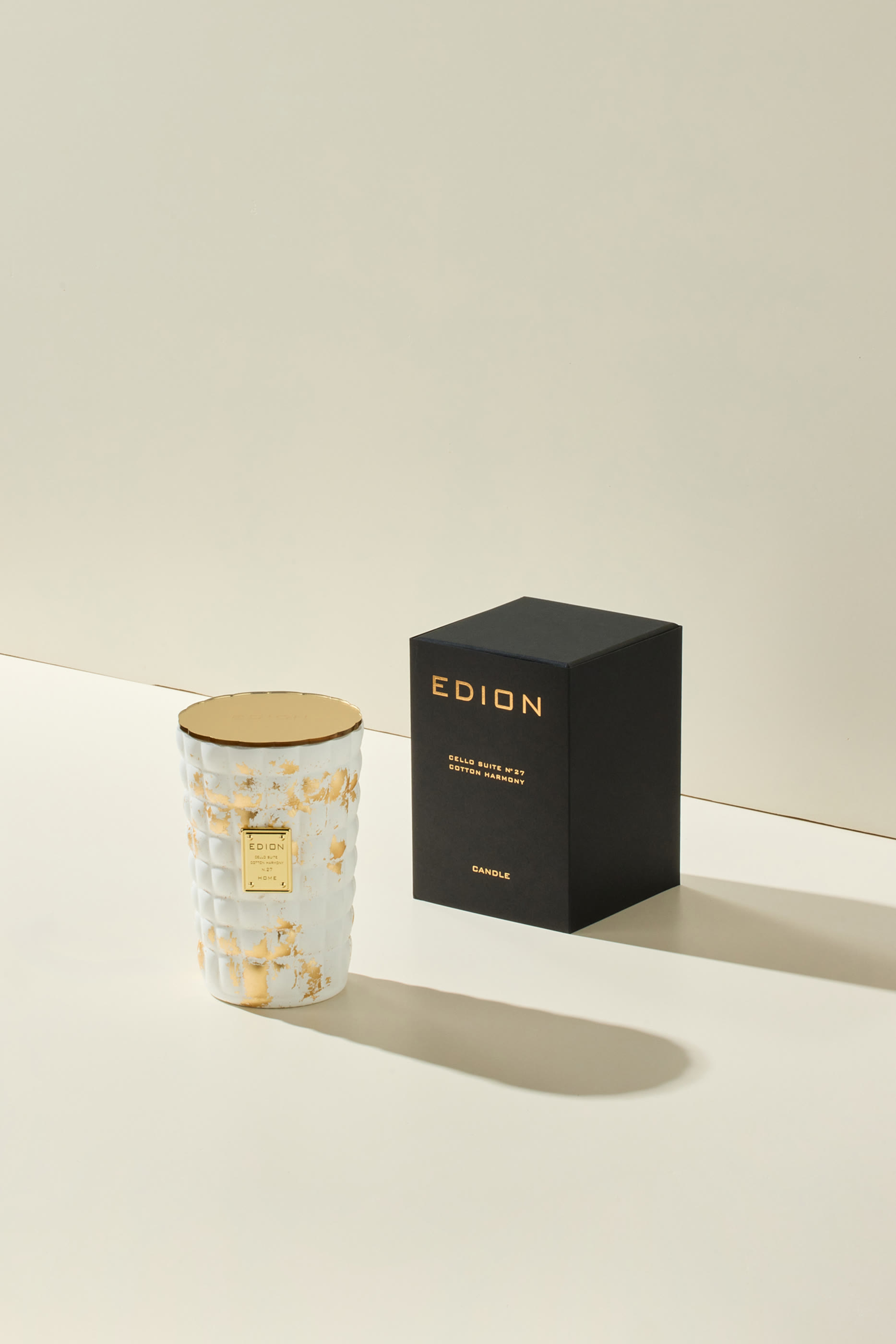 n.27 Cotton Harmony Luxury Scented Candle 