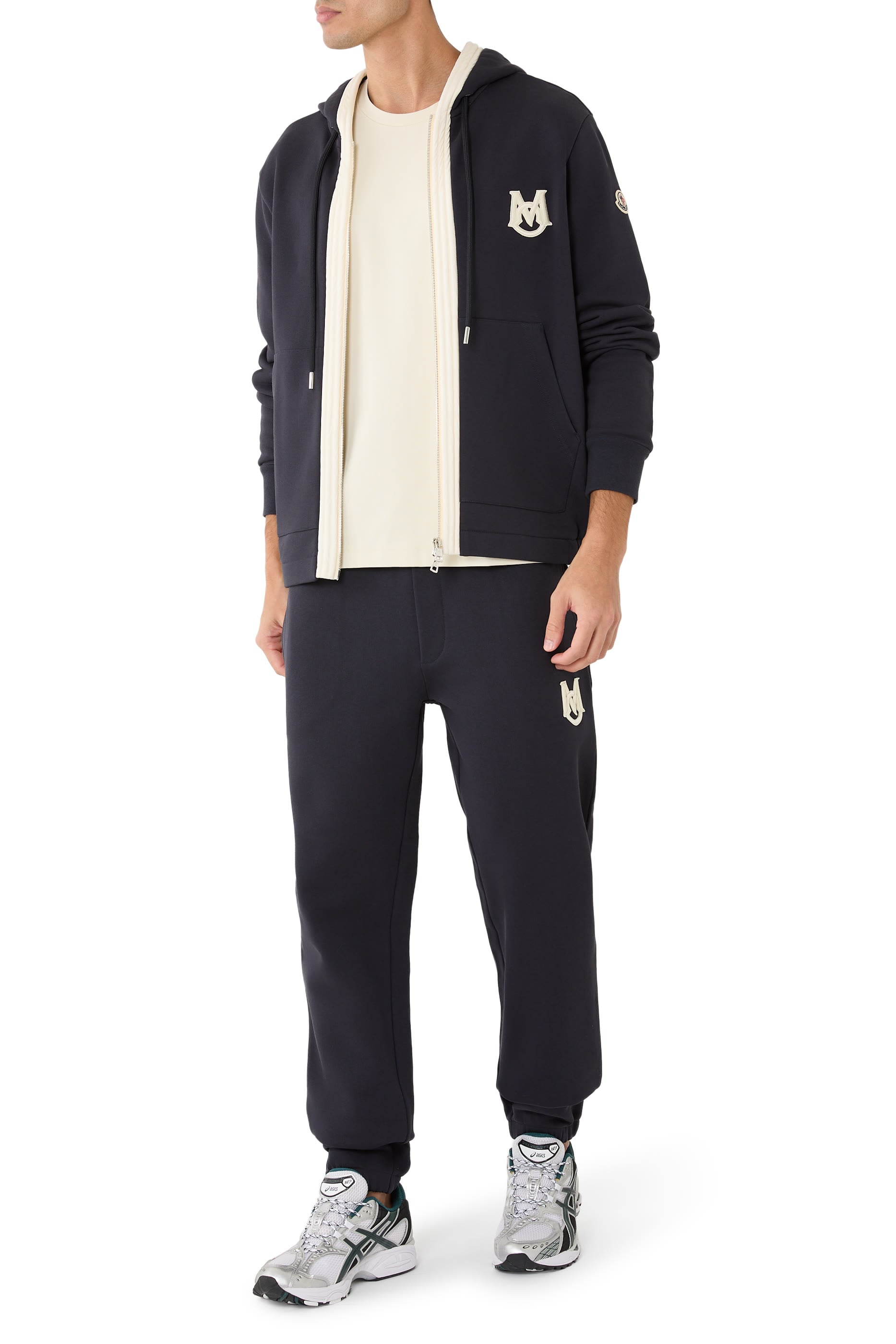 Zip-Up Cardigan 