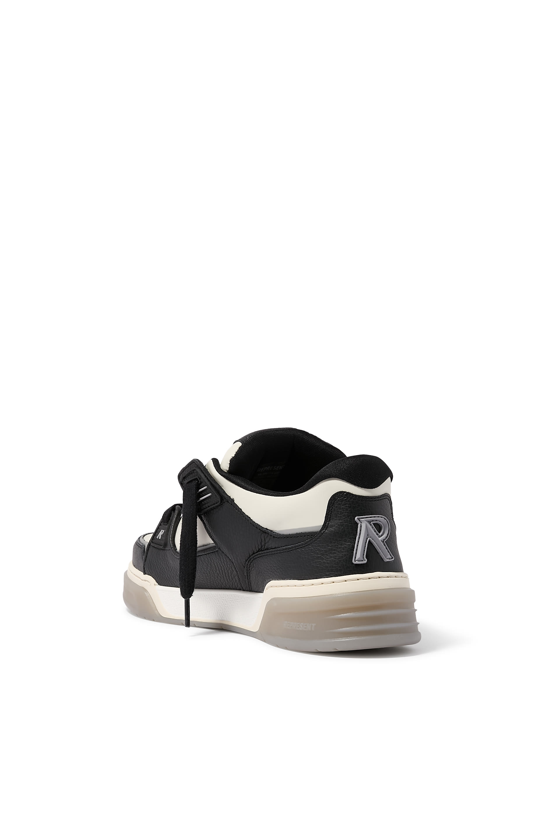 Studio Sneakers 