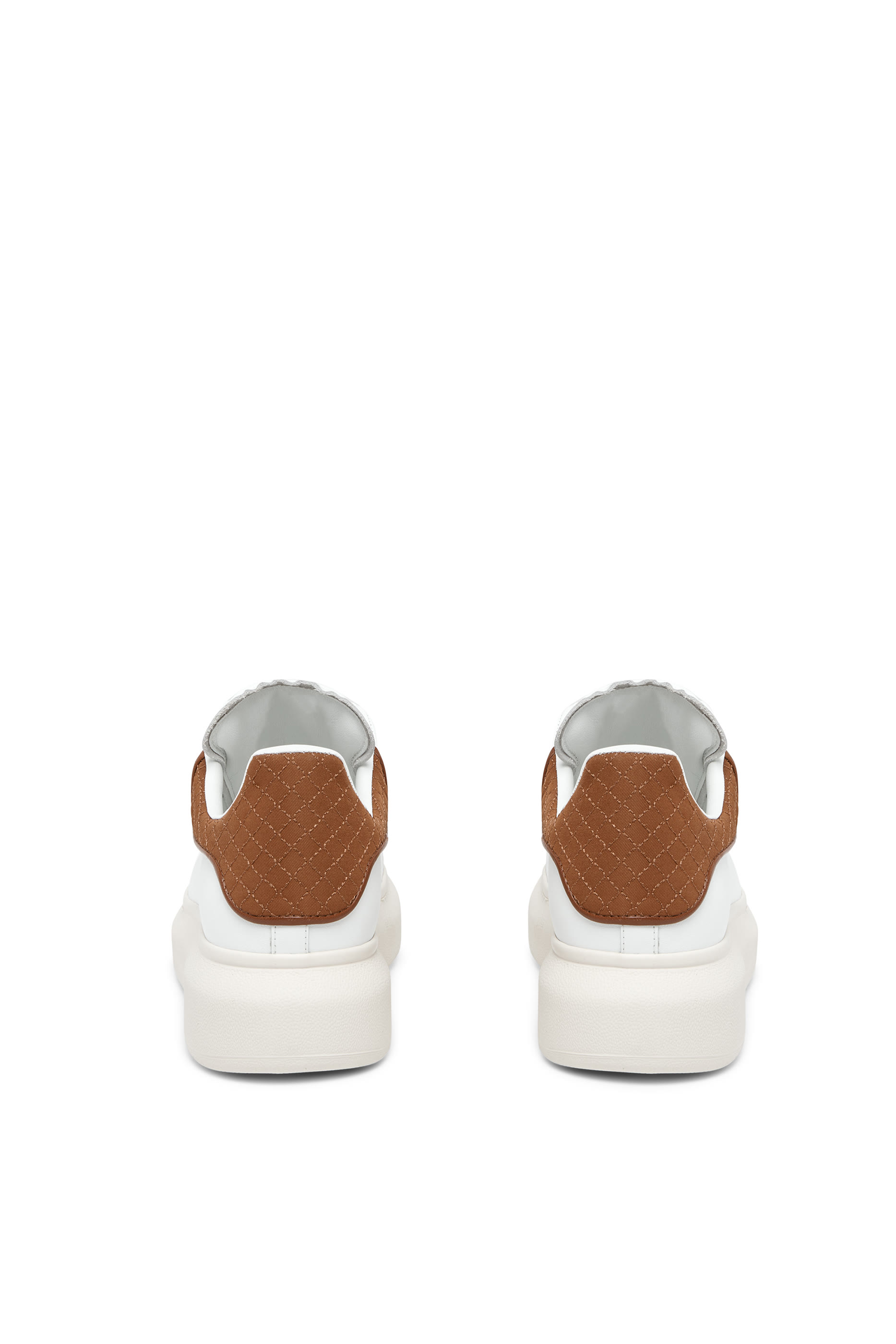 Women’s Oversized Sneaker